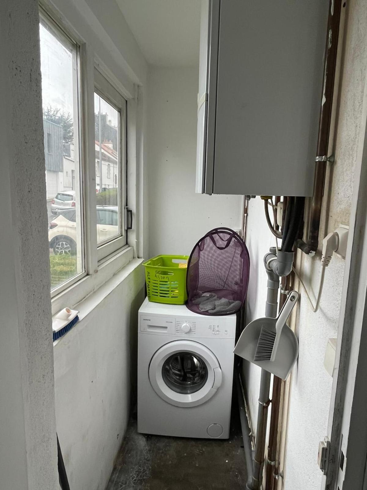 Apartamento Charming Cozy Nest In Nantes Exterior foto